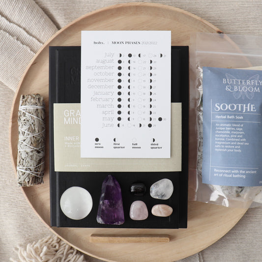 THE MOON RITUAL BOHX